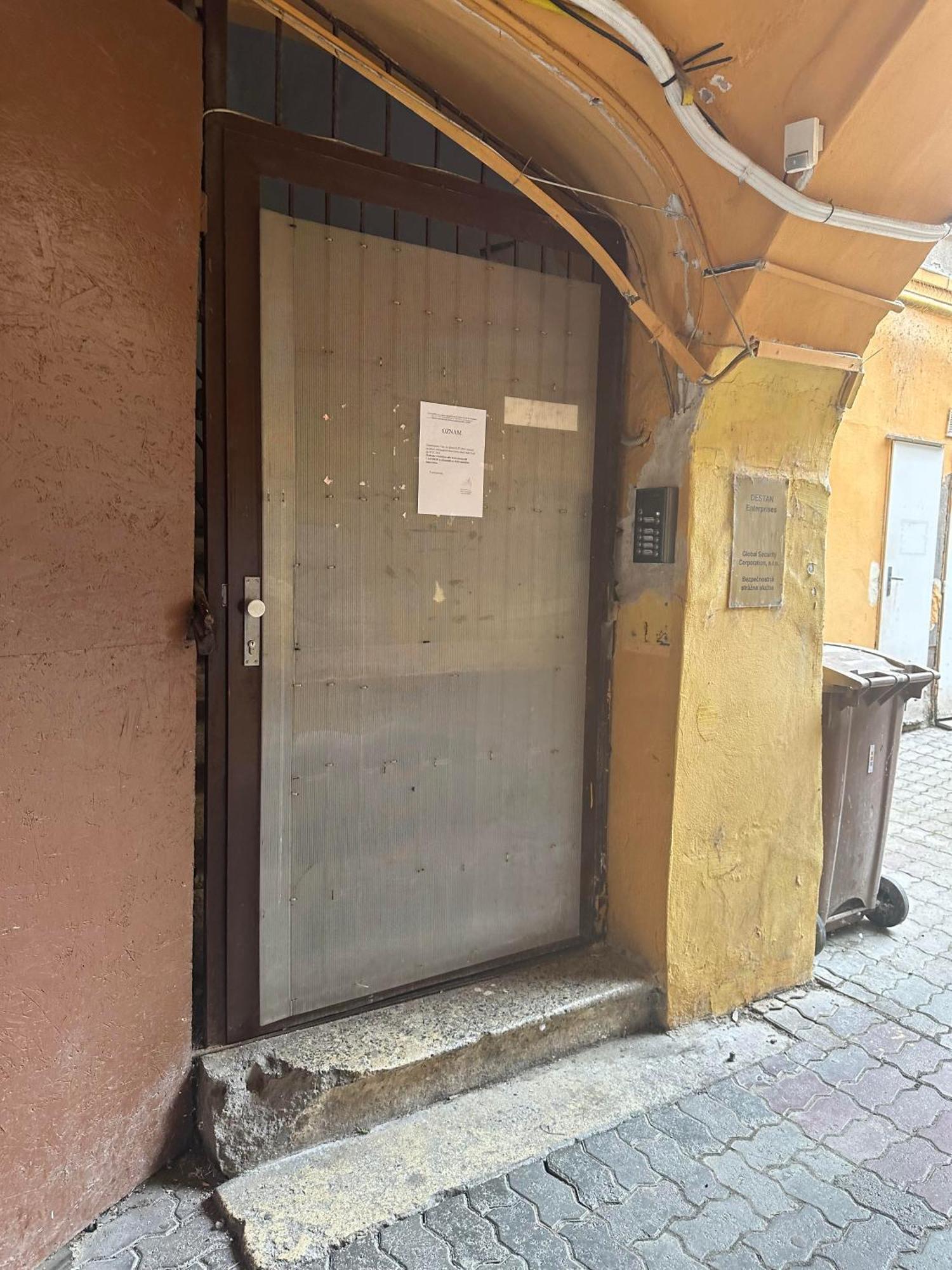 A Private Room In City Center In Bratislava Exterior photo
